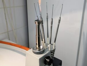 Mikrobiologický kahan s očkovacími kličkami