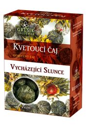 Vycházející slunce kvetoucí čaj