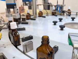 Výroba bylinných kapek - detail