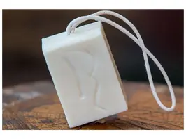 Mýdlárna Rubens Mýdlo se solí z Mrtvého moře na provázku